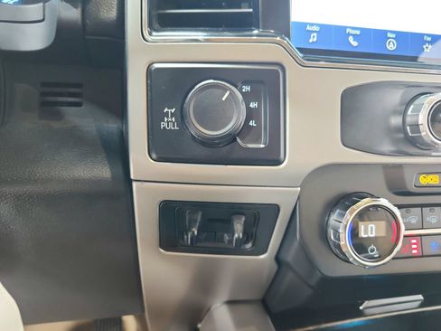 Used 2022 Ford F350 Lariat w/ Lariat Value Package AWD/4WD image 26