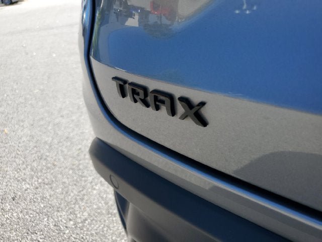 Used 2025 Chevrolet Trax RS w/ Driver Confidence Package FWD image 14