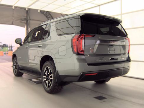 Used 2023 GMC Yukon AT4 AWD/4WD image 8