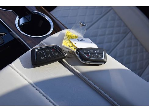 Certified 2025 Cadillac Escalade ESV Sport Platinum w/ LPO, Floor Liner Package image 40