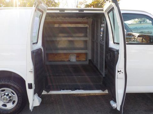 Used 2012 Chevrolet Express 3500 image 16