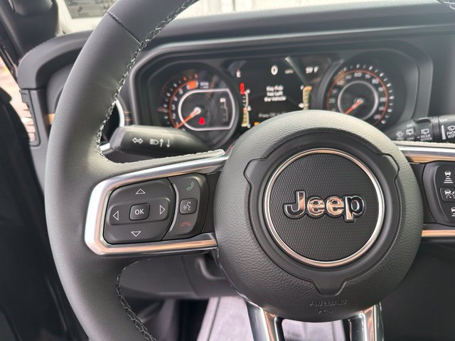 New 2027 Jeep Wrangler Unlimited Sahara AWD/4WD image 18