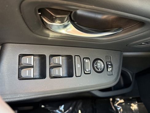 Used 2023 Honda Pilot EX-L image 13