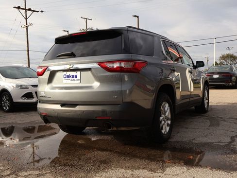 Used 2020 Chevrolet Traverse LT w/ Driver Confidence II Package image 8