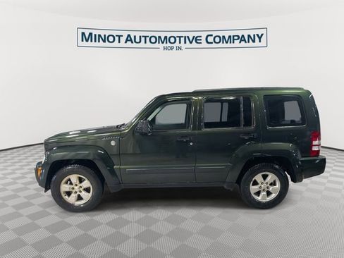 Used 2011 Jeep Liberty Sport image 5