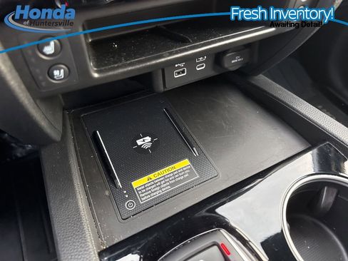 Used 2024 Honda Passport Black Edition image 27