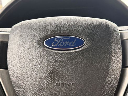 Used 2016 Ford F150 Platinum w/ Technology Package AWD/4WD image 28
