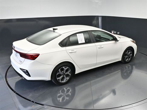 Used 2019 Kia Forte LXS FWD image 23
