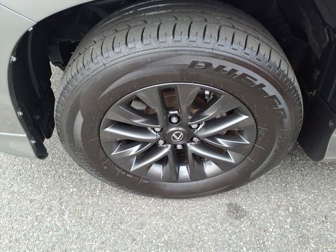 Certified 2021 Lexus GX 460 Premium image 4