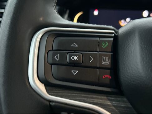 Used 2022 Jeep Wagoneer Series III w/ Rear Seat Video Group 1 image 32