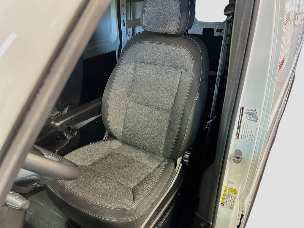 Used 2025 RAM ProMaster 2500 w/ U-Haul Equipment Group FWD image 18