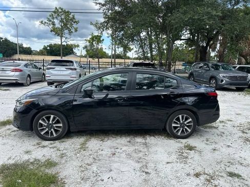 Used 2025 Nissan Versa SV FWD image 16
