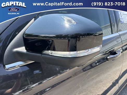 Certified 2025 Ford Expedition Max Platinum w/ Driver's Package AWD/4WD image 12