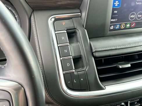 Used 2022 Chevrolet Tahoe LS w/ Driver Alert Package AWD/4WD image 19