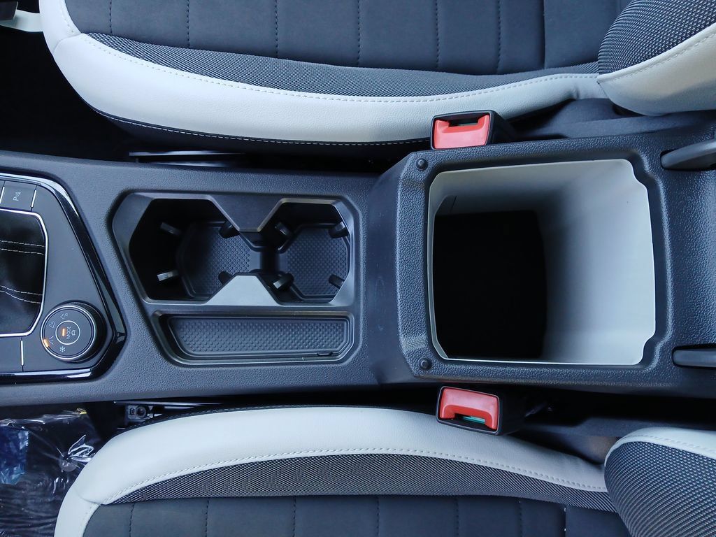 New 2026 Volkswagen Taos SE AWD/4WD image 25