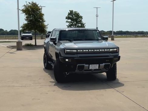 New 2025 GMC Hummer EV 3X w/ Extreme Off-Road Package image 4