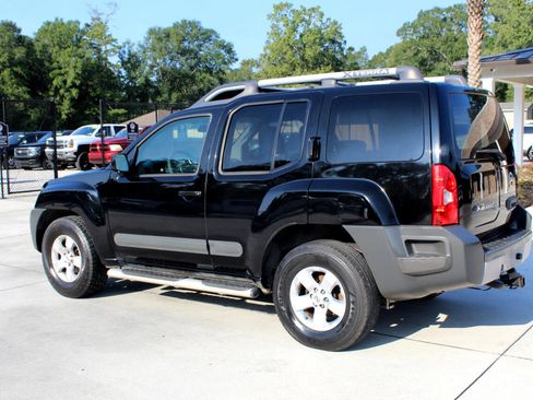 Used 2011 Nissan Xterra S w/ 4X2 Value Package image 3
