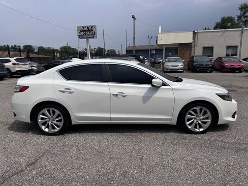 Used 2017 Acura ILX FWD image 8