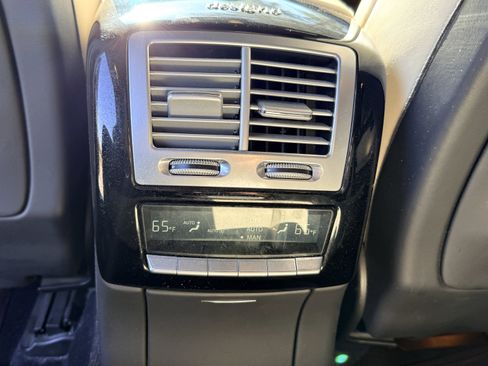 Used 2009 Mercedes-Benz S 550 image 27