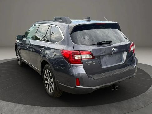 Used 2016 Subaru Outback 2.5i Limited AWD/4WD image 6