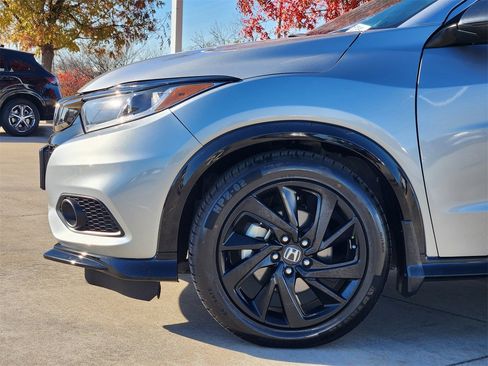 Certified 2022 Honda HR-V Sport image 8