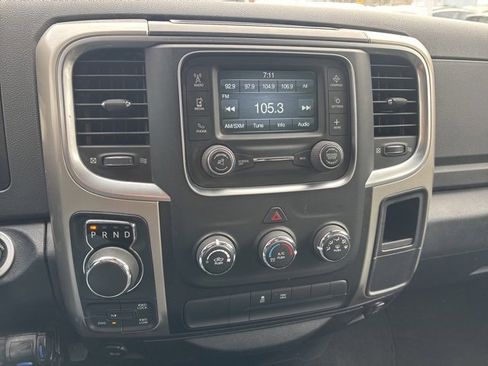 Used 2016 RAM 1500 Classic SLT image 12