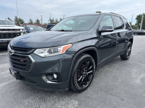 Used 2020 Chevrolet Traverse RS w/ LPO, Floor Liner Package AWD/4WD image 3