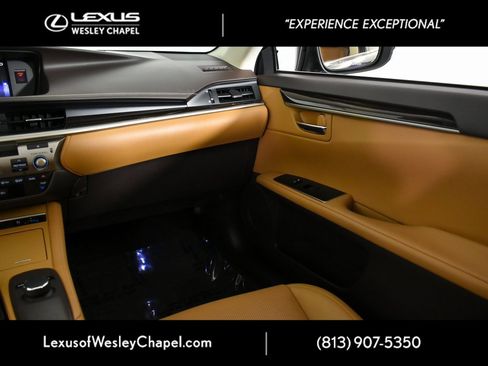 Used 2017 Lexus ES 350 image 30