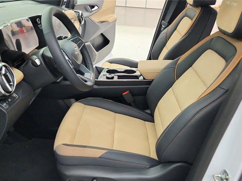 New 2026 Chevrolet Equinox ACTIV w/ Convenience Package III FWD image 22