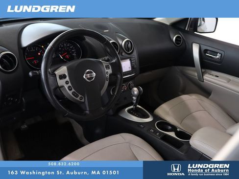Used 2012 Nissan Rogue SL AWD/4WD image 8