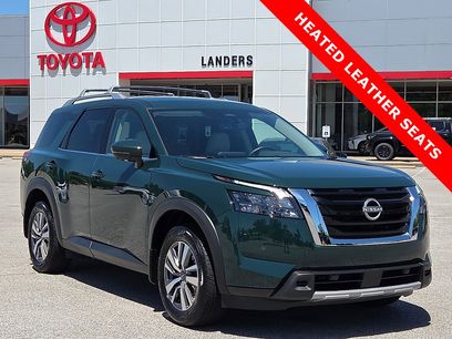 Used 2025 Nissan Pathfinder SL