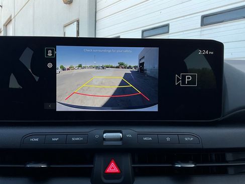 Used 2025 Kia K4 LXS image 32