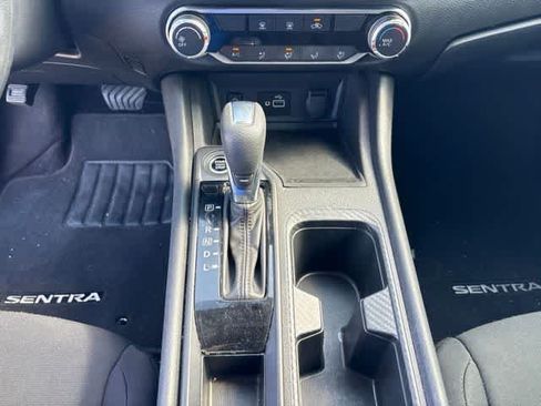 Used 2024 Nissan Sentra S FWD image 19