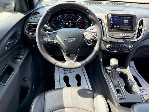 Certified 2022 Chevrolet Equinox RS w/ RS Leather Package AWD/4WD image 14