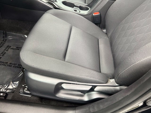 Used 2026 Toyota Corolla LE FWD image 14