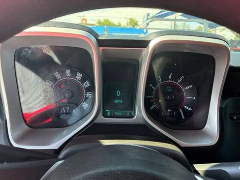 Used 2011 Chevrolet Camaro LT RWD image 15