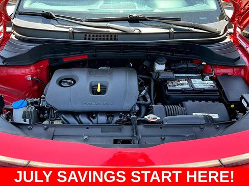 Used 2023 Kia Soul LX w/ LX Technology Package FWD image 35