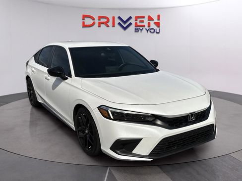 Used 2024 Honda Civic Sport image 8