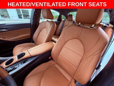 Used 2022 Toyota Avalon Limited w/ Advanced Safety Package FWD image 14