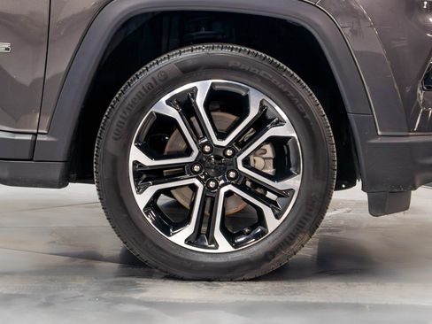 Used 2022 Jeep Compass Limited AWD/4WD image 18