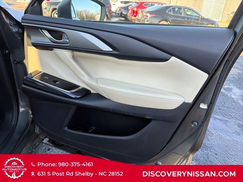 Used 2019 MAZDA CX-9 Touring image 39