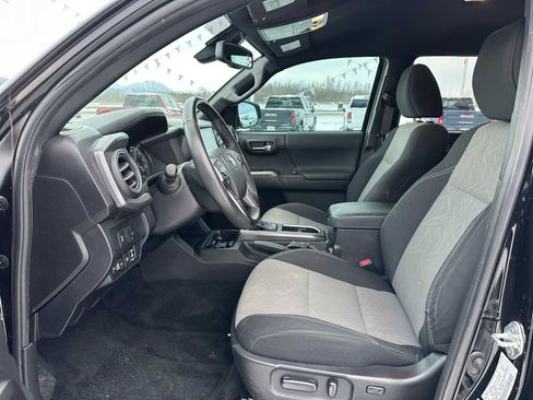 Used 2023 Toyota Tacoma SR image 22