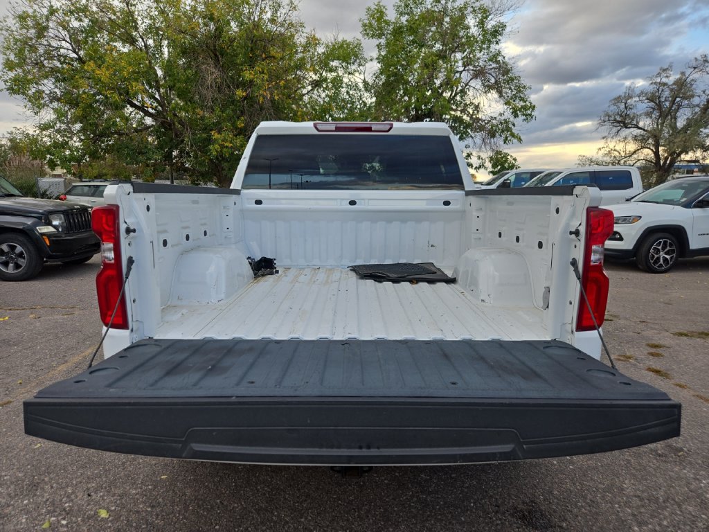 Used 2024 Chevrolet Silverado 1500 RST w/ LPO, Dark Essentials Package AWD/4WD image 17