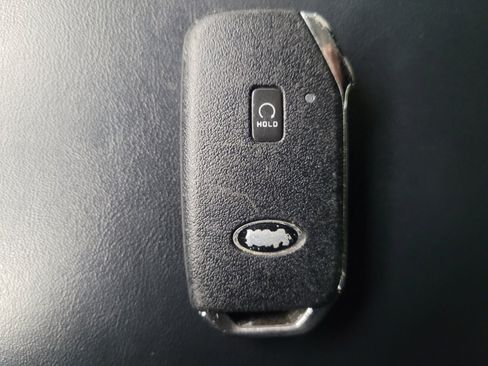 Used 2021 Kia Telluride EX image 32