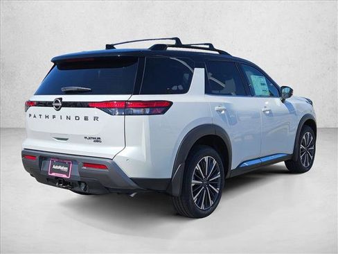 New 2026 Nissan Pathfinder Platinum AWD/4WD image 9