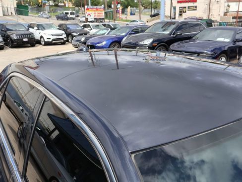 Used 2016 Chrysler 300 Limited RWD image 29