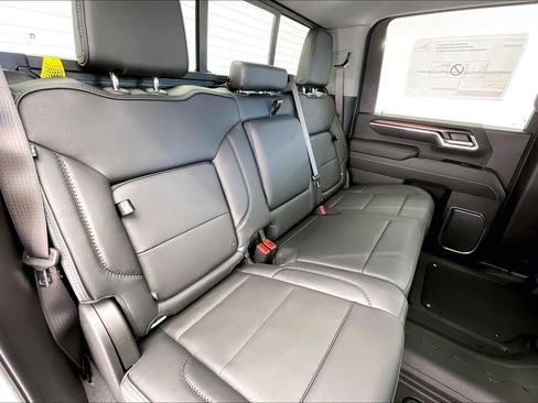 New 2026 GMC Sierra 2500 Denali w/ Denali Reserve Package image 10