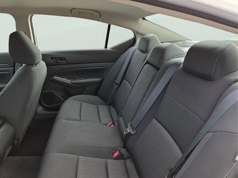 Used 2023 Nissan Altima 2.5 S image 9