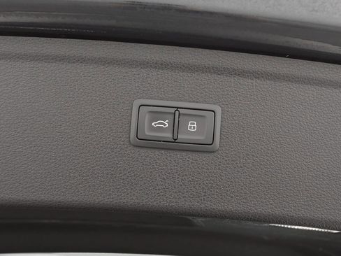 Used 2018 Audi Q5 2.0T Premium Plus image 44