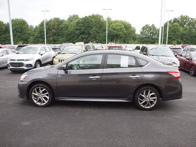 Used 2014 Nissan Sentra SR w/ SR Driver Package FWD image 3